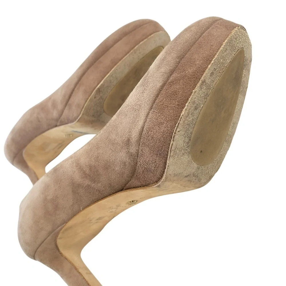 STUART WEITZMAN Larsa Suede Pumps in Toupe Size 8